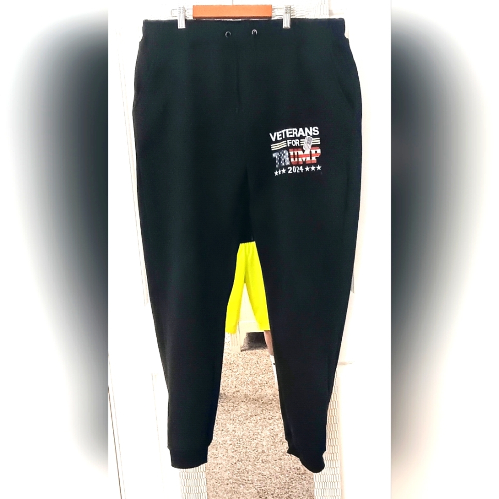 Men's Veterans for Trump 2024 Jogger pants, sweatpants, Fitted XXL Black
